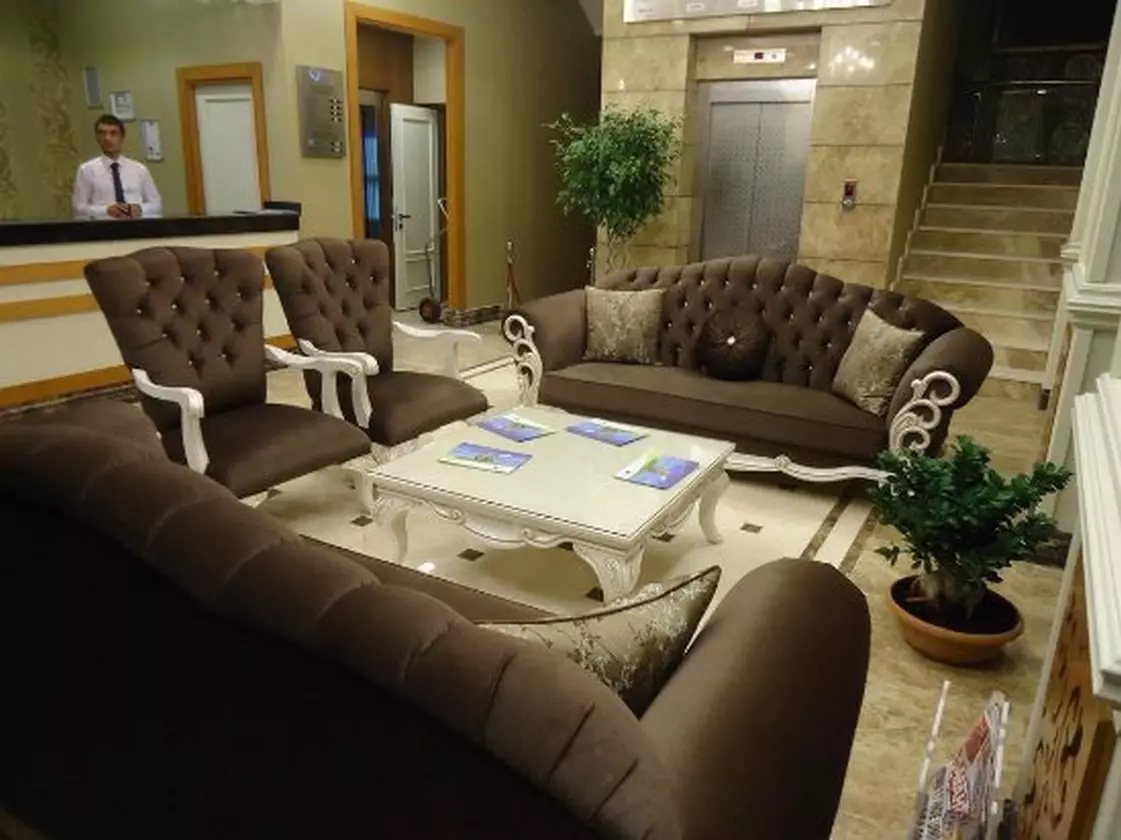 MOONLIGHT-HOTEL 1 (Copy).jpg